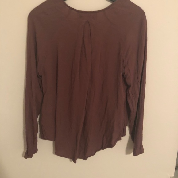 Cropped Flowy Blouse - Picture 4 of 4